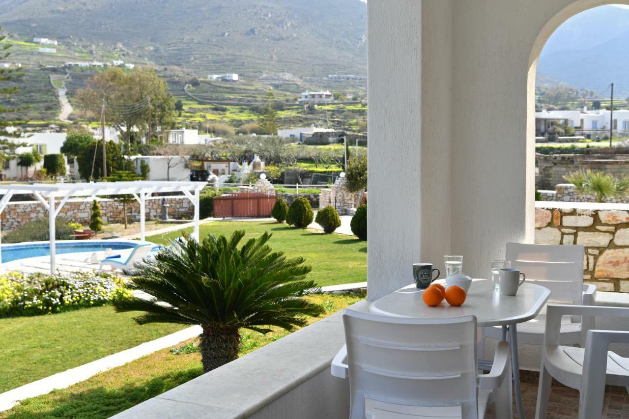 Villa Trifylia Páros 外观 照片