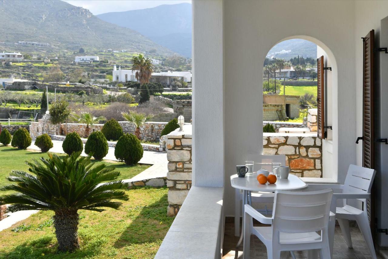 Villa Trifylia Páros 外观 照片