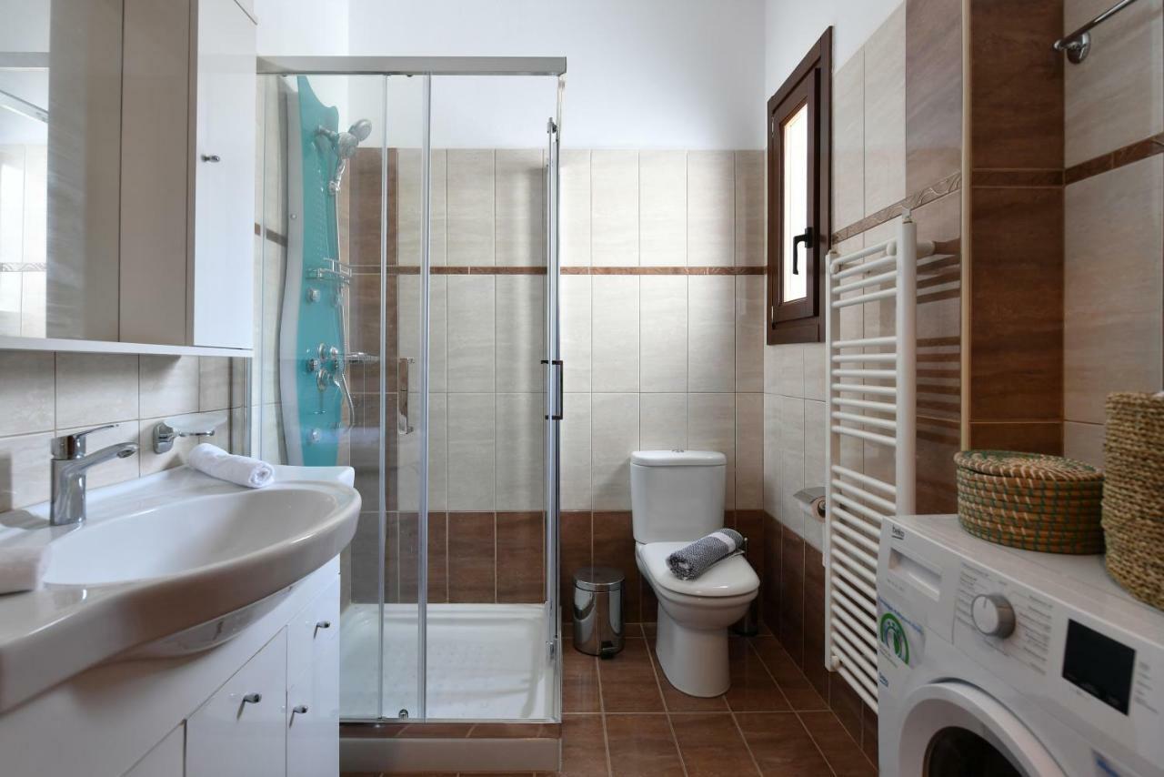 Villa Trifylia Páros 外观 照片